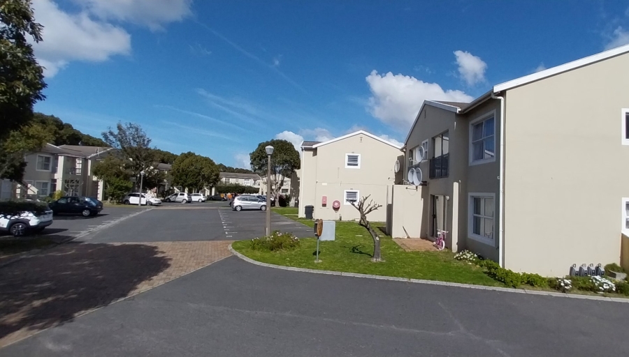 1 Bedroom Property for Sale in Kenilworth Western Cape
